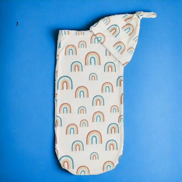 Itzy Ritzy Boho Rainbow Swaddle + Hat - Picture 1 of 1